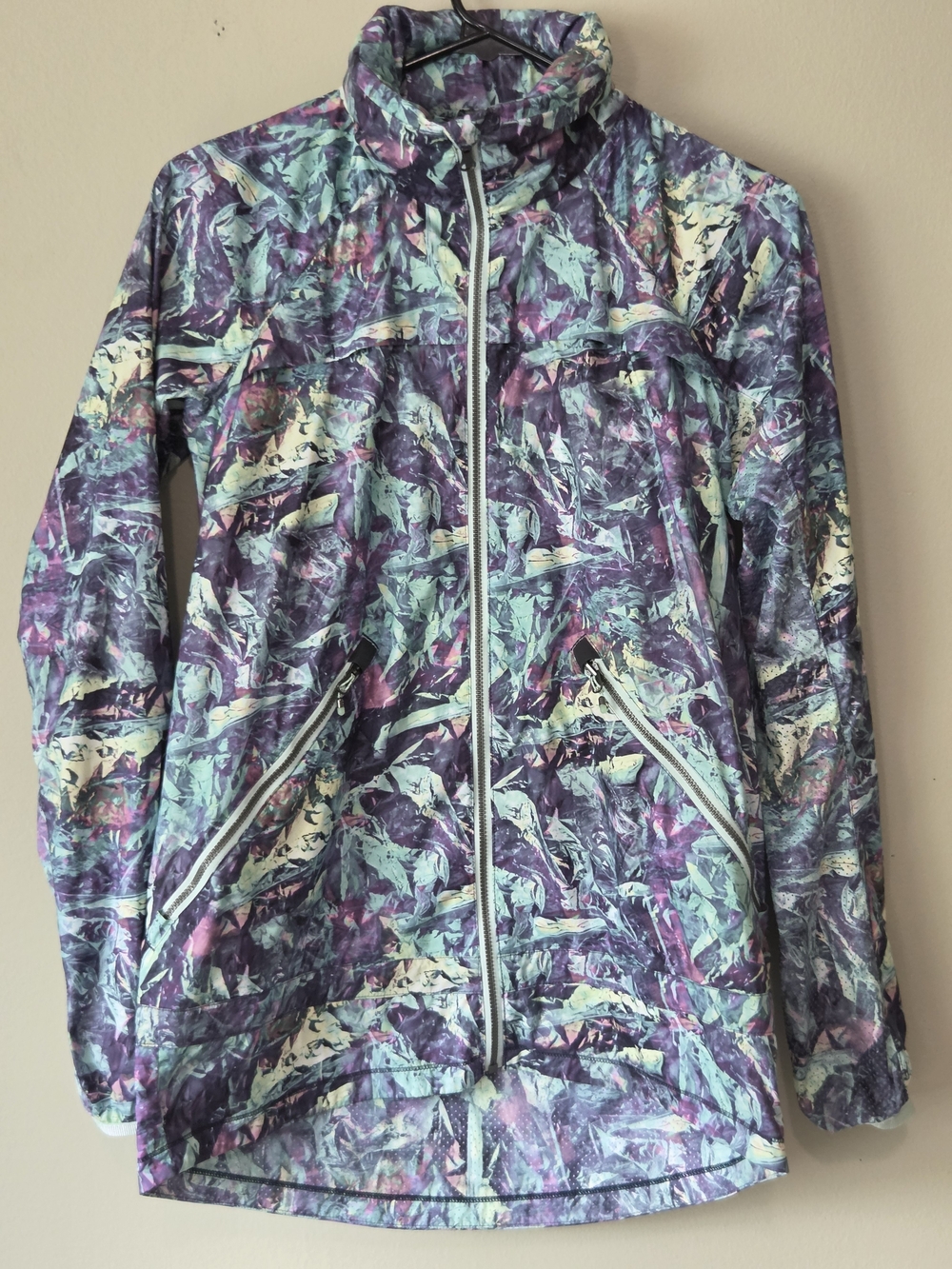 Lululemon Miss Misty Jacket II Iridescent Multi Size 4 Packable Rain Windbreaker